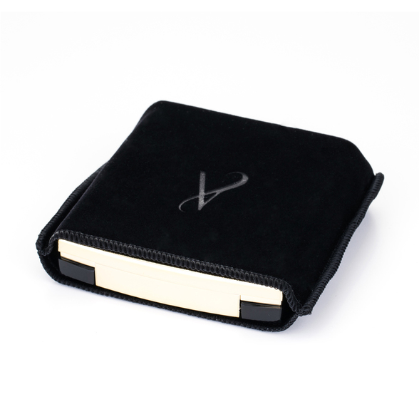 Artistry Exact Fit Powder Foundation Compact, Produk #216745, Tempa,t bedak padat, dengan, kemasan, modern, yang bisa digunakan, isi ulang, untuk pressed powder, dan powder foundation.